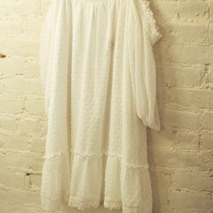 BB Dakota white tunic.